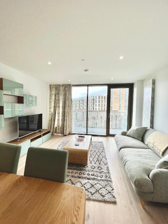 Luxury 2 Bedroom 2 Bathroom Apartment - London City Airport Eksteriør bilde
